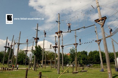Thermenhotel Kurz, Burgenland - provazové městečko v tréninkovém komplexu